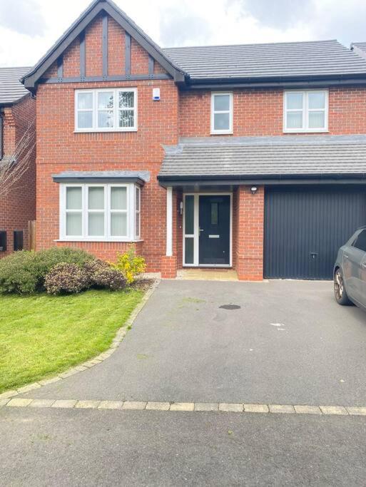 4-Room Detached Furnished Home With Parking Leicester Exterior photo